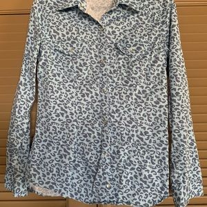 Love Stitch leopard Jean long sleeve button up collared shirts Sz S